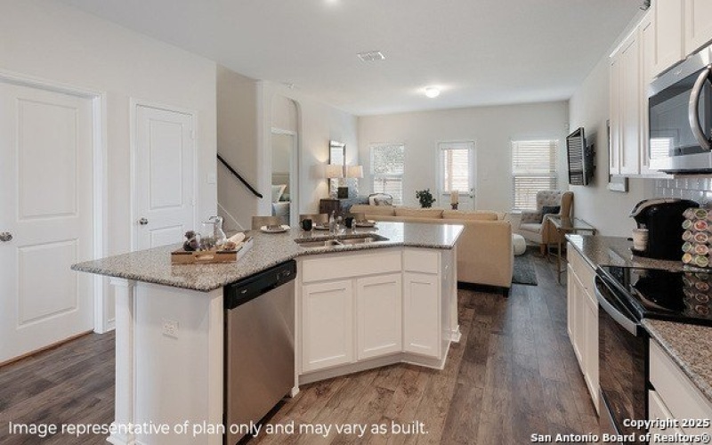 619 Sumpter Banks, Cibolo, TX 78108, 5 Habitaciones Habitaciones , ,3 BañosBaños,Residential,En Venta,619 Sumpter Banks,1882933