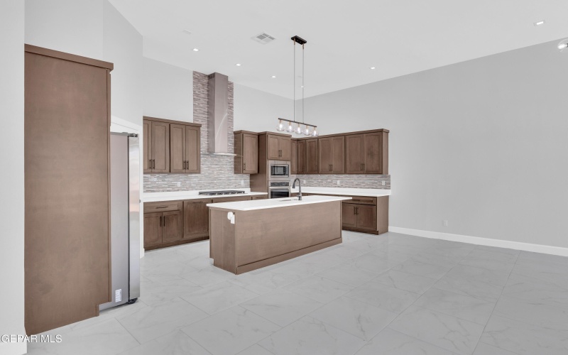 706849 7549 ENCHANTED PARK DR, El Paso, TX 79911, 3 Habitaciones Habitaciones , ,3 BañosBaños,Residential,En Venta,706849 7549 ENCHANTED PARK DR,926204