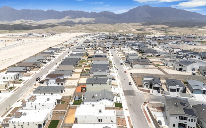 706849 7549 ENCHANTED PARK DR, El Paso, TX 79911, 3 Habitaciones Habitaciones , ,3 BañosBaños,Residential,En Venta,706849 7549 ENCHANTED PARK DR,926204