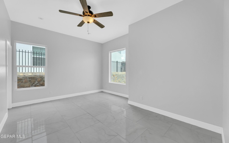 706849 7549 ENCHANTED PARK DR, El Paso, TX 79911, 3 Habitaciones Habitaciones , ,3 BañosBaños,Residential,En Venta,706849 7549 ENCHANTED PARK DR,926204