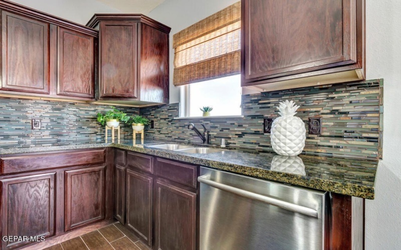 545 Lanner Drive, El Paso, TX 79928, 4 Habitaciones Habitaciones , ,2 BañosBaños,Residential,En Venta,545 Lanner Drive,926212