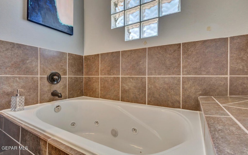 545 Lanner Drive, El Paso, TX 79928, 4 Habitaciones Habitaciones , ,2 BañosBaños,Residential,En Venta,545 Lanner Drive,926212