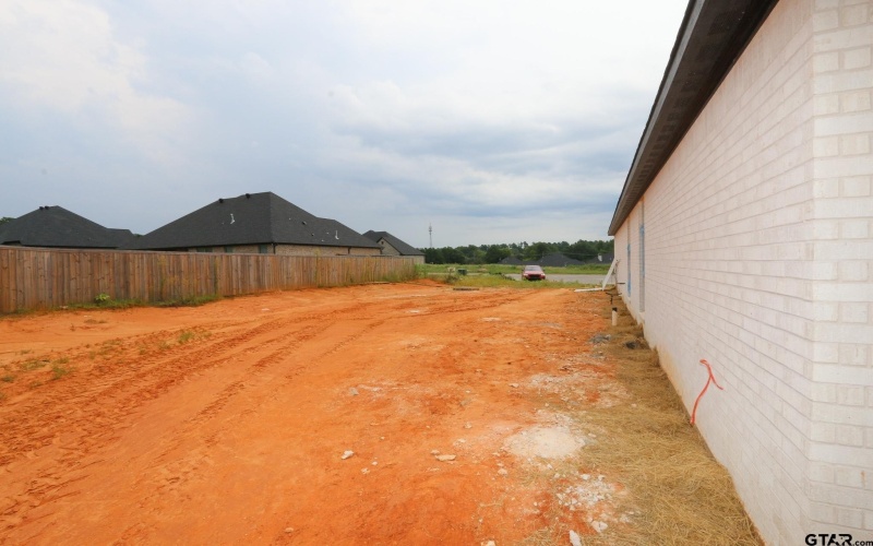 14121 Lexi Court, Tyler, TX 75703, 4 Bedrooms Bedrooms, ,2 BathroomsBathrooms,Residential,For Sale,14121 Lexi Court,0,25010558