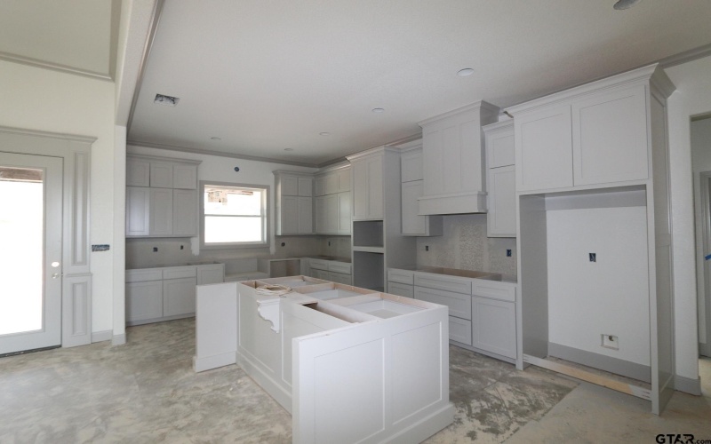 14121 Lexi Court, Tyler, TX 75703, 4 Bedrooms Bedrooms, ,2 BathroomsBathrooms,Residential,For Sale,14121 Lexi Court,0,25010558