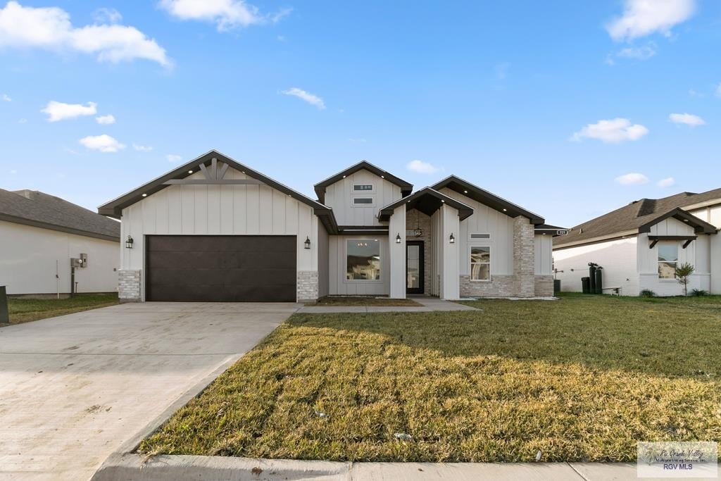 721 KAYLEE DR, LA FERIA, TX 78559, 4 Bedrooms Bedrooms, ,2 BathroomsBathrooms,Residential,For Sale,721 KAYLEE DR,29766107