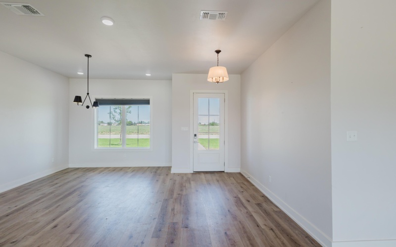 1203 County Rd 7710, Lubbock, TX 79423, 4 Habitaciones Habitaciones , ,3 BañosBaños,Residential,En Venta,1203 County Rd 7710,202557615