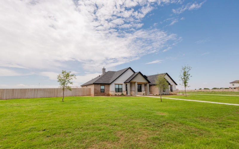 1203 County Rd 7710, Lubbock, TX 79423, 4 Habitaciones Habitaciones , ,3 BañosBaños,Residential,En Venta,1203 County Rd 7710,202557615