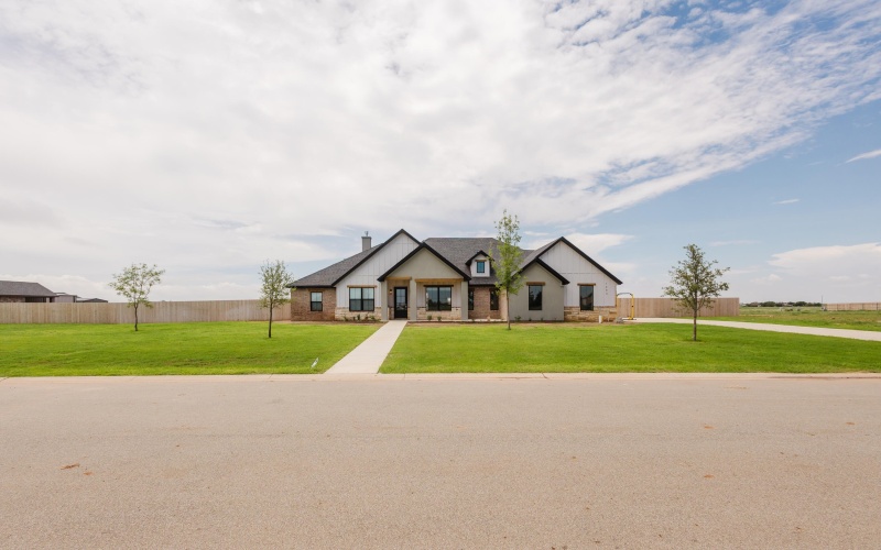 1203 County Rd 7710, Lubbock, TX 79423, 4 Habitaciones Habitaciones , ,3 BañosBaños,Residential,En Venta,1203 County Rd 7710,202557615