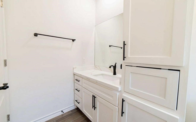 2808 Adamsville, LAREDO, TX 78046, 3 Habitaciones Habitaciones , ,2 BañosBaños,Residential,En Venta,2808 Adamsville,0,20252996