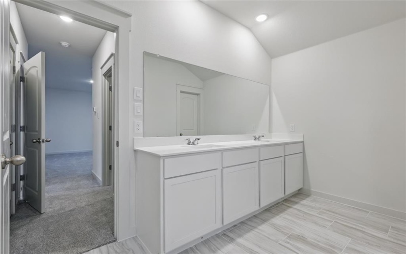 1174 Baker Bridge Drive, Forney, TX 75126, 3 Bedrooms Bedrooms, ,2 BathroomsBathrooms,Residential,For Sale,1174 Baker Bridge Drive,20781305