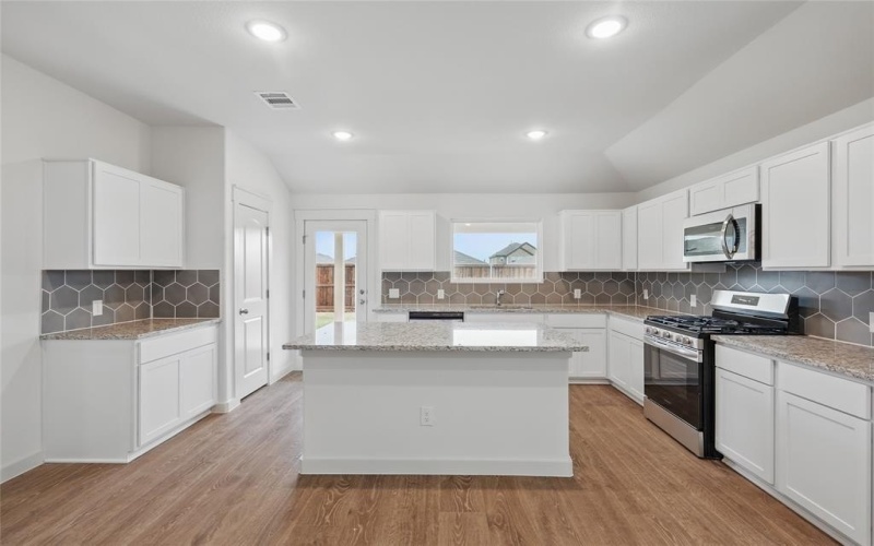 1174 Baker Bridge Drive, Forney, TX 75126, 3 Bedrooms Bedrooms, ,2 BathroomsBathrooms,Residential,For Sale,1174 Baker Bridge Drive,20781305