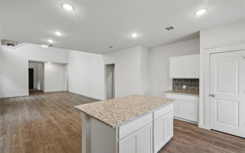 1174 Baker Bridge Drive, Forney, TX 75126, 3 Bedrooms Bedrooms, ,2 BathroomsBathrooms,Residential,For Sale,1174 Baker Bridge Drive,20781305