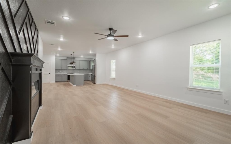 4151 Odessa Street, Dallas, TX 75212, 4 Bedrooms Bedrooms, ,2 BathroomsBathrooms,Residential,For Sale,4151 Odessa Street,20956209