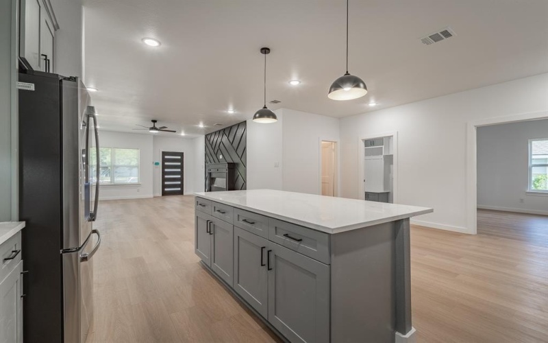 4151 Odessa Street, Dallas, TX 75212, 4 Bedrooms Bedrooms, ,2 BathroomsBathrooms,Residential,For Sale,4151 Odessa Street,20956209