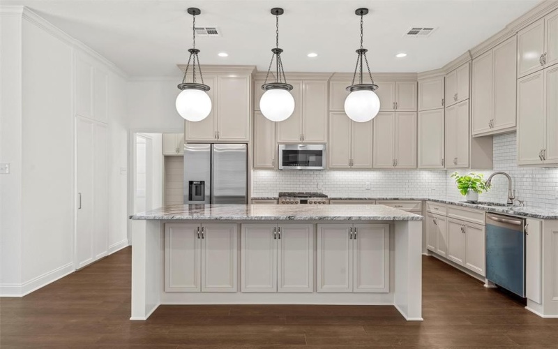 113 Water View Lane, Robinson, TX 76706, 4 Bedrooms Bedrooms, ,2 BathroomsBathrooms,Residential,For Sale,113 Water View Lane,20957062