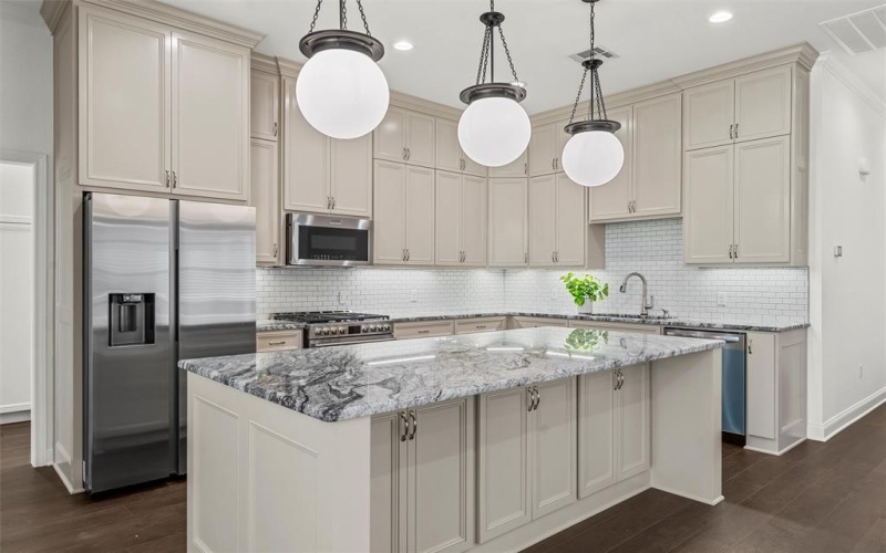 113 Water View Lane, Robinson, TX 76706, 4 Bedrooms Bedrooms, ,2 BathroomsBathrooms,Residential,For Sale,113 Water View Lane,20957062