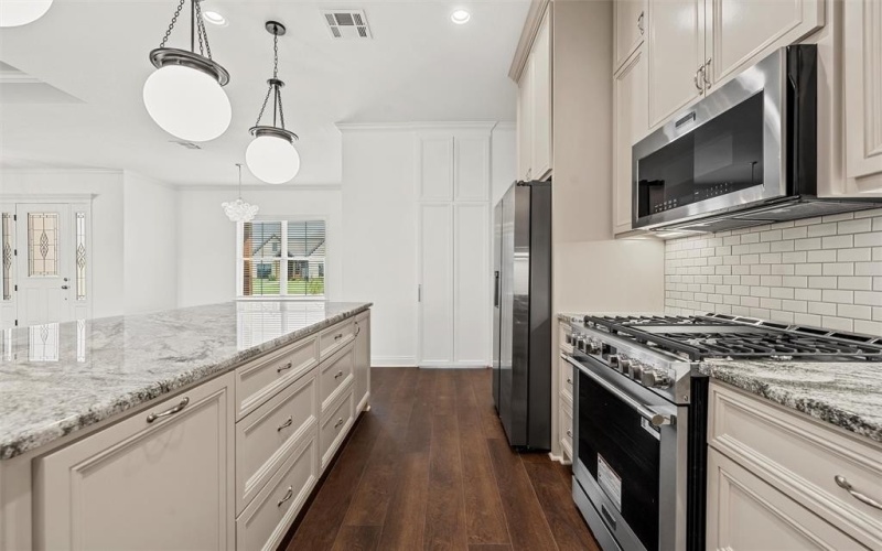 113 Water View Lane, Robinson, TX 76706, 4 Bedrooms Bedrooms, ,2 BathroomsBathrooms,Residential,For Sale,113 Water View Lane,20957062