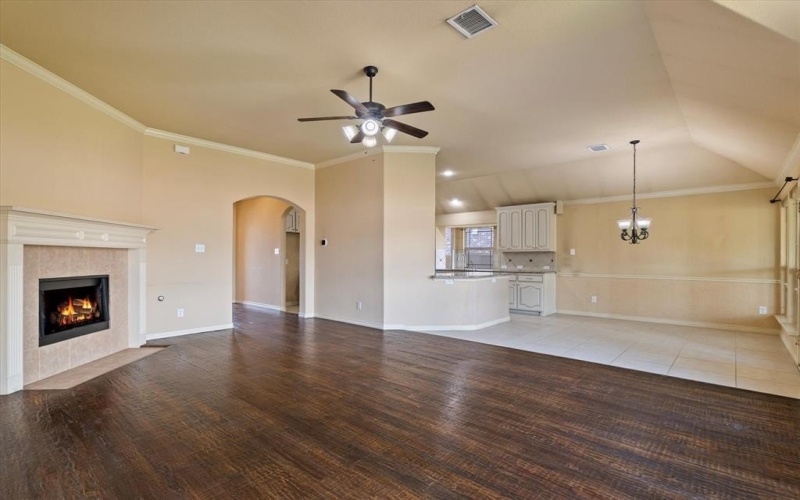 7304 Darsena Drive, Grand Prairie, TX 75054, 4 Habitaciones Habitaciones , ,2 BañosBaños,Residential,En Venta,7304 Darsena Drive,0,20957961