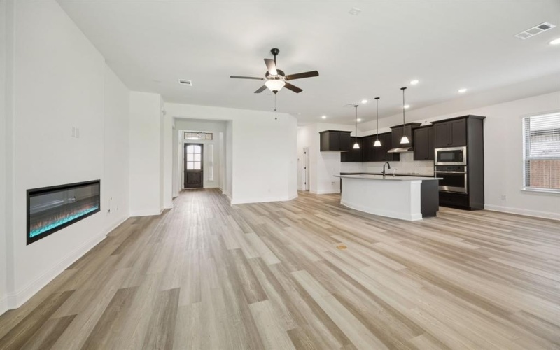 3913 Summerfield Drive, Crandall, TX 75114, 3 Bedrooms Bedrooms, ,2 BathroomsBathrooms,Residential,For Sale,3913 Summerfield Drive,20983939