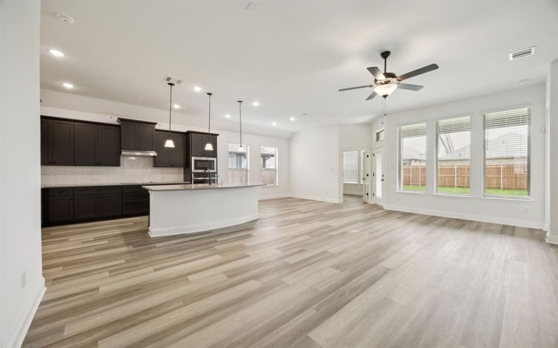 3913 Summerfield Drive, Crandall, TX 75114, 3 Bedrooms Bedrooms, ,2 BathroomsBathrooms,Residential,For Sale,3913 Summerfield Drive,20983939