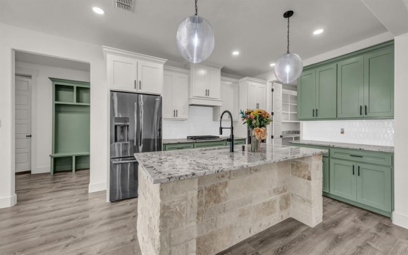 6915 Fm 1885, Weatherford, TX 76088, 4 Habitaciones Habitaciones , ,3 BañosBaños,Residential,En Venta,6915 Fm 1885,20984569