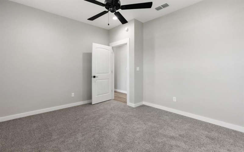 828 Bell Street, Sulphur Springs, TX 75482, 3 Bedrooms Bedrooms, ,2 BathroomsBathrooms,Residential,For Sale,828 Bell Street,20988146