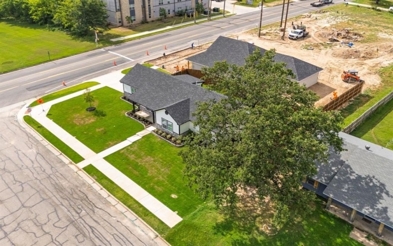 828 Bell Street, Sulphur Springs, TX 75482, 3 Bedrooms Bedrooms, ,2 BathroomsBathrooms,Residential,For Sale,828 Bell Street,20988146
