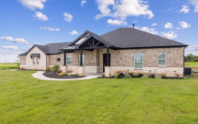 8405 Bronco Drive, Godley, TX 76044, 3 Bedrooms Bedrooms, ,2 BathroomsBathrooms,Residential,For Sale,8405 Bronco Drive,20992545