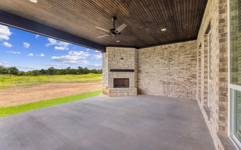 8405 Bronco Drive, Godley, TX 76044, 3 Bedrooms Bedrooms, ,2 BathroomsBathrooms,Residential,For Sale,8405 Bronco Drive,20992545
