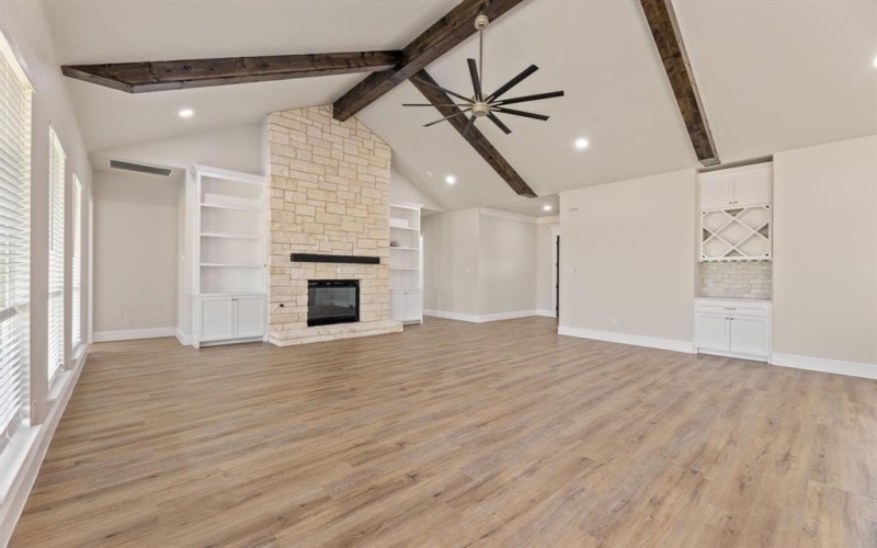 8405 Bronco Drive, Godley, TX 76044, 3 Bedrooms Bedrooms, ,2 BathroomsBathrooms,Residential,For Sale,8405 Bronco Drive,20992545