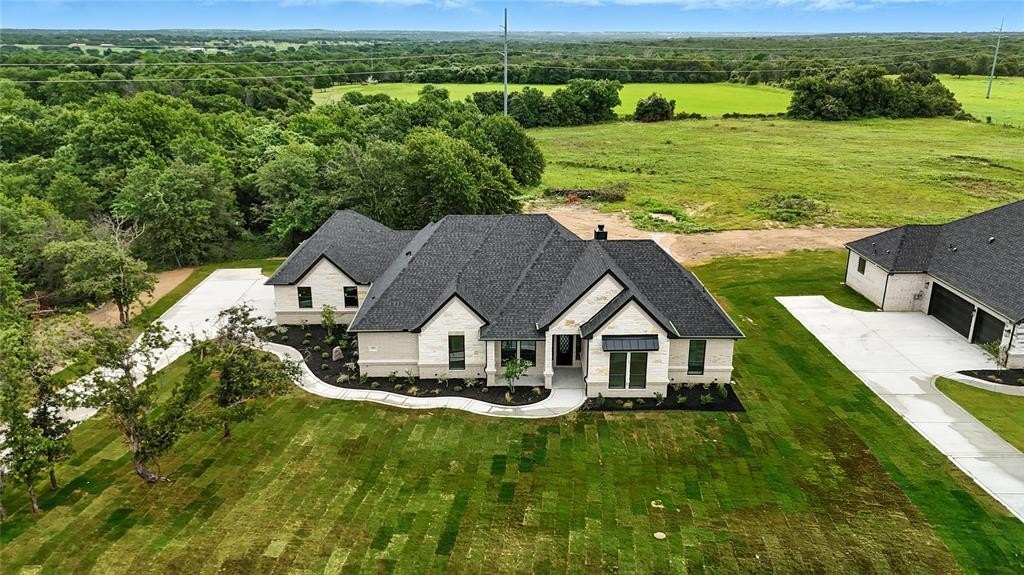 2081 Glenhollow Drive, Weatherford, TX 76088, 5 Bedrooms Bedrooms, ,3 BathroomsBathrooms,Residential,For Sale,2081 Glenhollow Drive,20992690