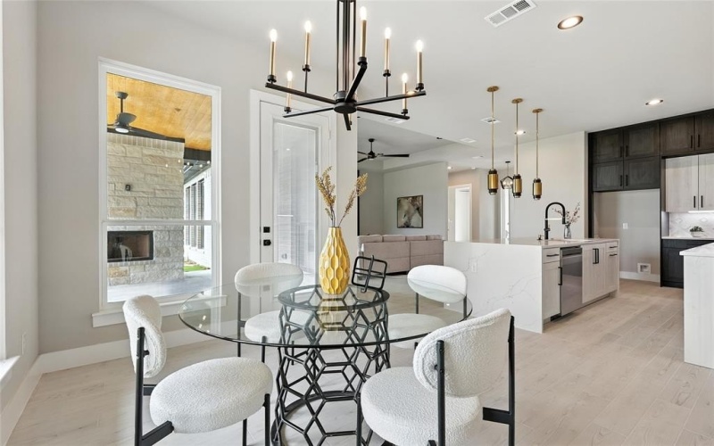 2081 Glenhollow Drive, Weatherford, TX 76088, 5 Bedrooms Bedrooms, ,3 BathroomsBathrooms,Residential,For Sale,2081 Glenhollow Drive,20992690