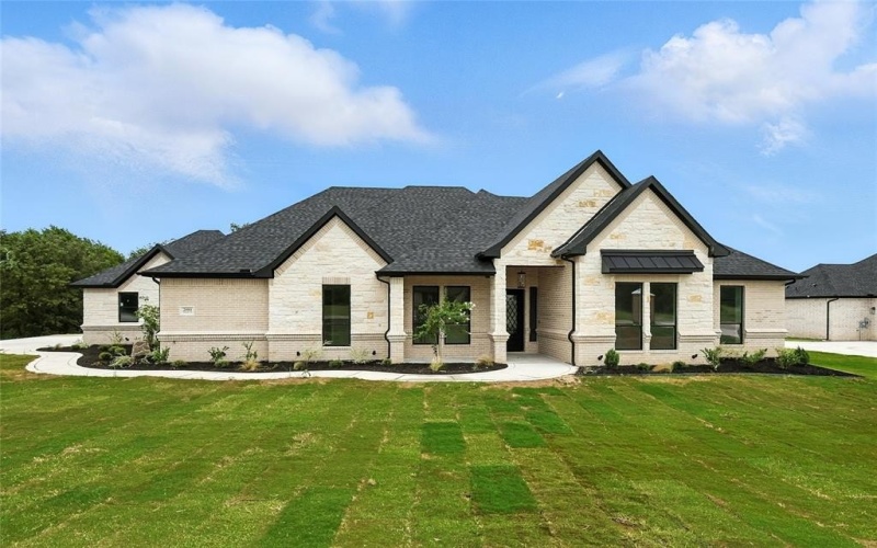 2081 Glenhollow Drive, Weatherford, TX 76088, 5 Bedrooms Bedrooms, ,3 BathroomsBathrooms,Residential,For Sale,2081 Glenhollow Drive,20992690
