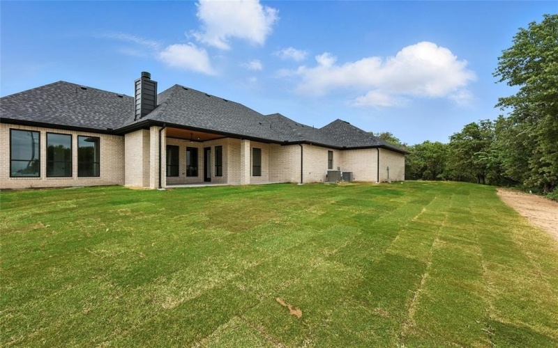 2081 Glenhollow Drive, Weatherford, TX 76088, 5 Bedrooms Bedrooms, ,3 BathroomsBathrooms,Residential,For Sale,2081 Glenhollow Drive,20992690