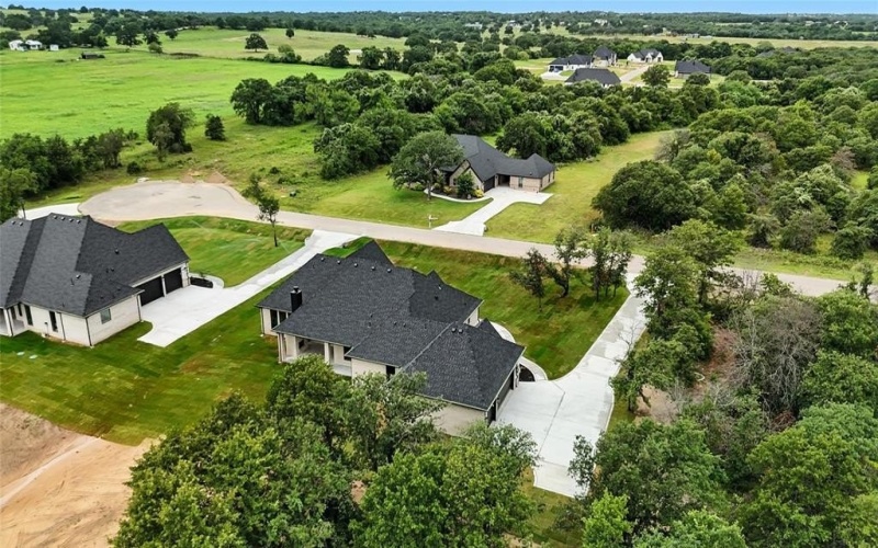 2081 Glenhollow Drive, Weatherford, TX 76088, 5 Bedrooms Bedrooms, ,3 BathroomsBathrooms,Residential,For Sale,2081 Glenhollow Drive,20992690