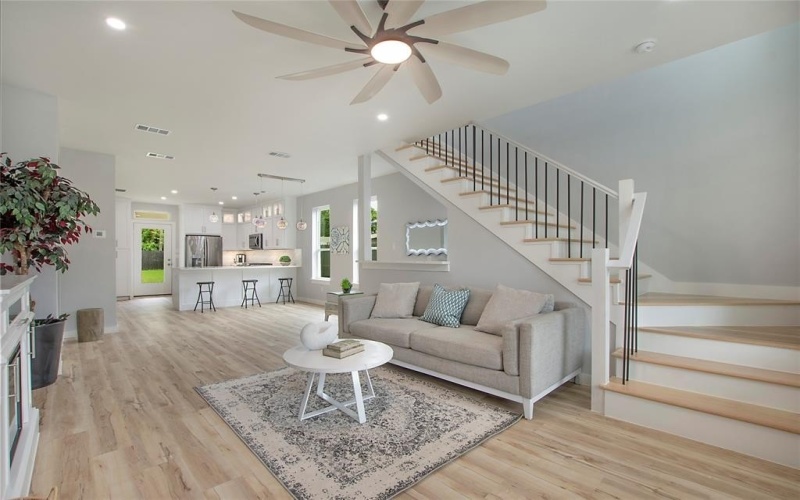 114 W Ohio Avenue, Dallas, TX 75224, 5 Habitaciones Habitaciones , ,3 BañosBaños,Residential,En Venta,114 W Ohio Avenue,20993774
