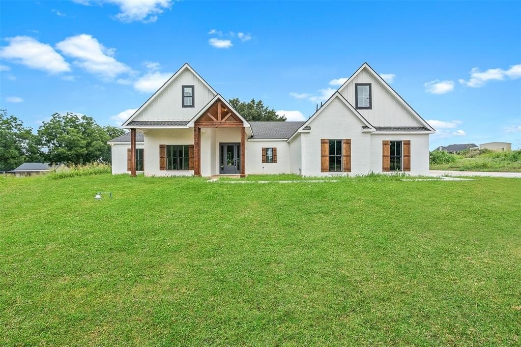 137 Cartwright Road, Weatherford, TX 76087, 4 Bedrooms Bedrooms, ,3 BathroomsBathrooms,Residential,For Sale,137 Cartwright Road,20994569