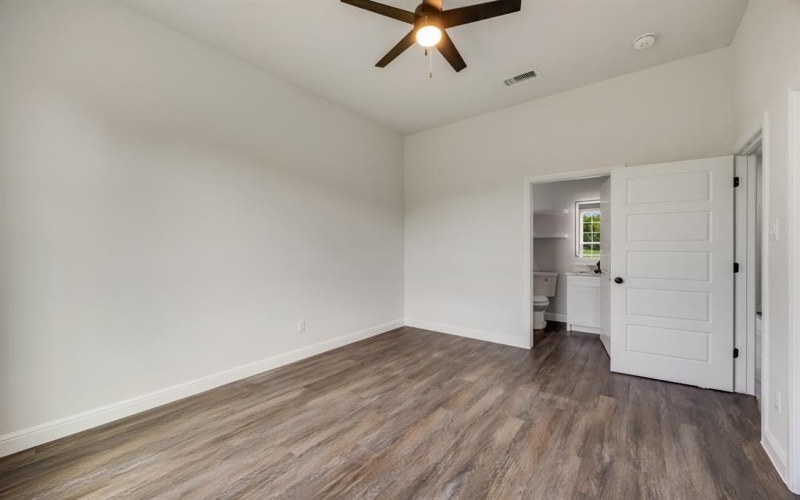 4651 Grand View Drive, Athens, TX 75752, 4 Bedrooms Bedrooms, ,3 BathroomsBathrooms,Residential,For Sale,4651 Grand View Drive,20995299