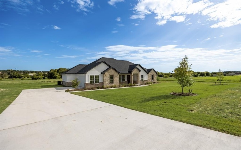 4651 Grand View Drive, Athens, TX 75752, 4 Bedrooms Bedrooms, ,3 BathroomsBathrooms,Residential,For Sale,4651 Grand View Drive,20995299