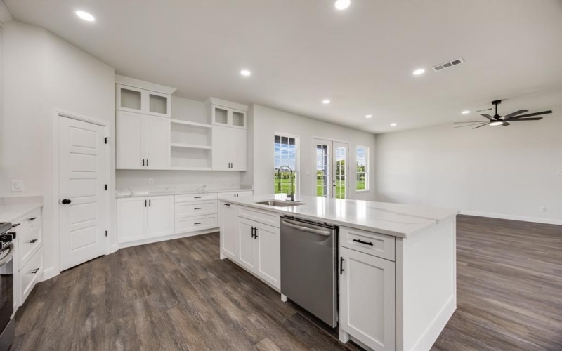 4651 Grand View Drive, Athens, TX 75752, 4 Bedrooms Bedrooms, ,3 BathroomsBathrooms,Residential,For Sale,4651 Grand View Drive,20995299
