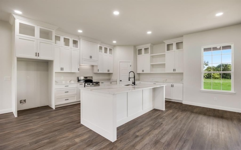 4651 Grand View Drive, Athens, TX 75752, 4 Bedrooms Bedrooms, ,3 BathroomsBathrooms,Residential,For Sale,4651 Grand View Drive,20995299