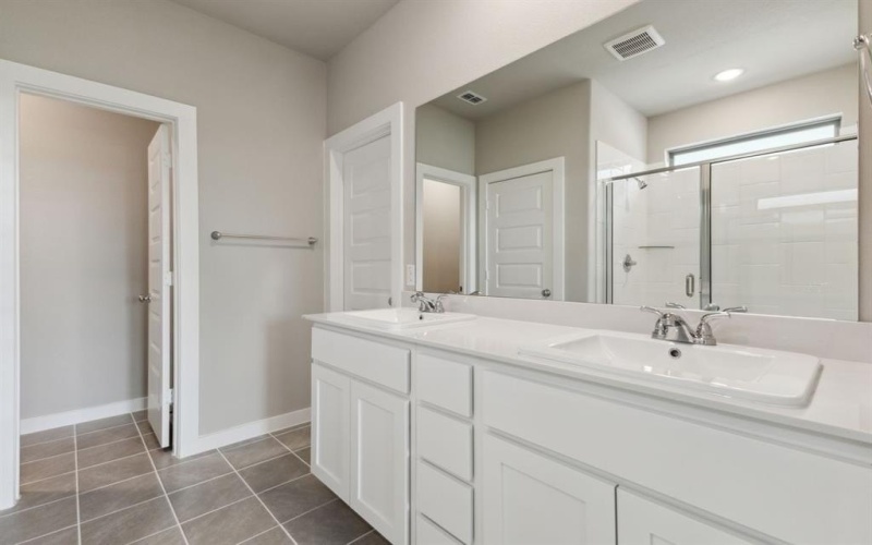 2528 Awensa Drive, Fort Worth, TX 76179, 5 Bedrooms Bedrooms, ,5 BathroomsBathrooms,Residential,For Sale,2528 Awensa Drive,20995463