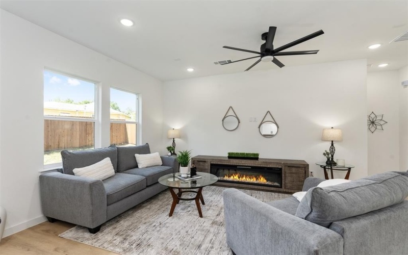 125 Bluebonnet Drive, Gun Barrel City, TX 75156, 3 Habitaciones Habitaciones , ,2 BañosBaños,Residential,En Venta,125 Bluebonnet Drive,20995948