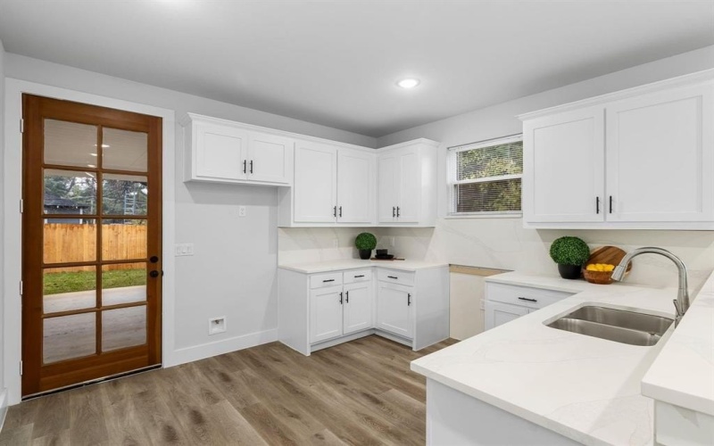 2500 Lowery Street, Dallas, TX 75215, 3 Bedrooms Bedrooms, ,2 BathroomsBathrooms,Residential,For Sale,2500 Lowery Street,20996073