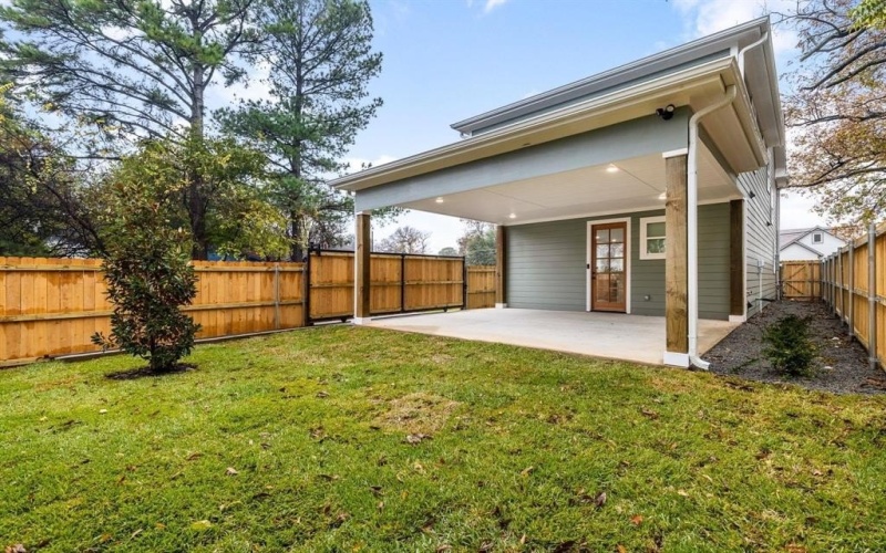 2500 Lowery Street, Dallas, TX 75215, 3 Bedrooms Bedrooms, ,2 BathroomsBathrooms,Residential,For Sale,2500 Lowery Street,20996073