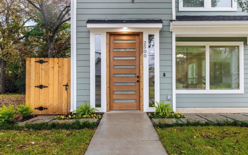 2500 Lowery Street, Dallas, TX 75215, 3 Bedrooms Bedrooms, ,2 BathroomsBathrooms,Residential,For Sale,2500 Lowery Street,20996073