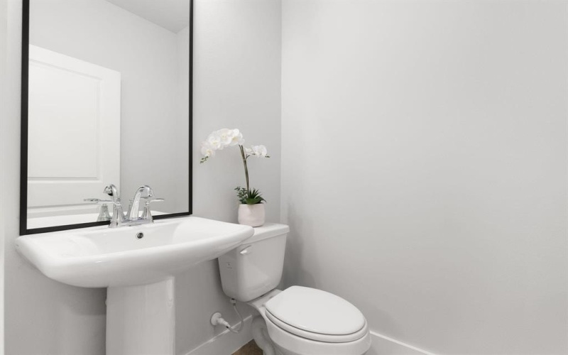2451 Macon Street, Dallas, TX 75215, 3 Bedrooms Bedrooms, ,2 BathroomsBathrooms,Residential,For Sale,2451 Macon Street,20996081