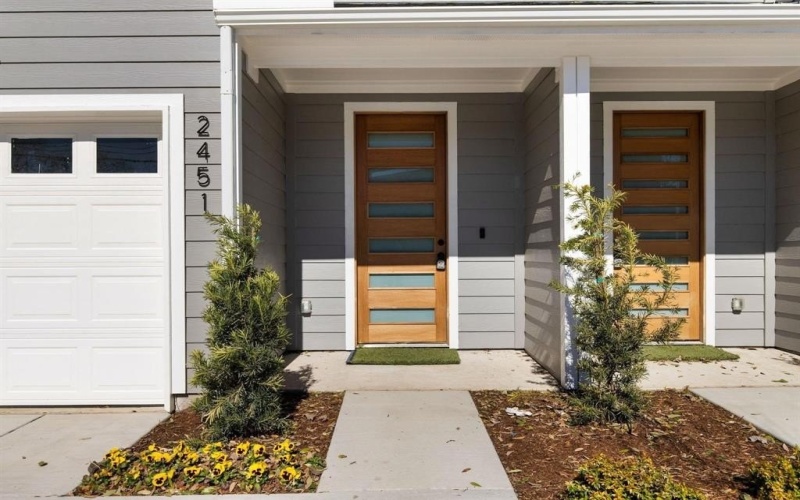 2451 Macon Street, Dallas, TX 75215, 3 Bedrooms Bedrooms, ,2 BathroomsBathrooms,Residential,For Sale,2451 Macon Street,20996081