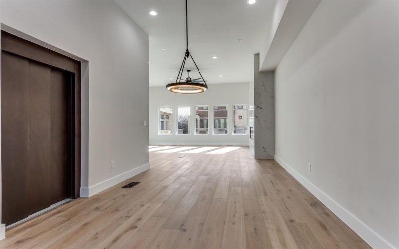 250 E Dallas Road #113, Grapevine, TX 76051, 3 Bedrooms Bedrooms, ,3 BathroomsBathrooms,Residential,For Sale,250 E Dallas Road,20996189