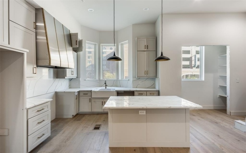 250 E Dallas Road #113, Grapevine, TX 76051, 3 Bedrooms Bedrooms, ,3 BathroomsBathrooms,Residential,For Sale,250 E Dallas Road,20996189